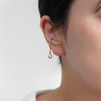 Keshi Pearl Earcuff swing WH×DA