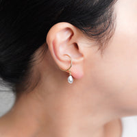 Keshi Pearl Earcuff swing WH×DA