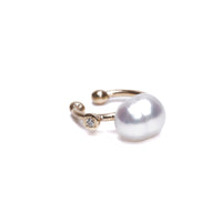 Pearl Earcuff