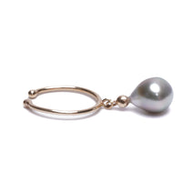 Keshi Pearl Earcuff swing