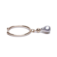 Keshi Pearl Earcuff swing