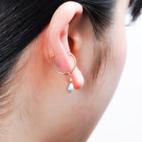 Keshi Pearl Earcuff swing