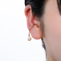 Keshi Pearl Earcuff swing