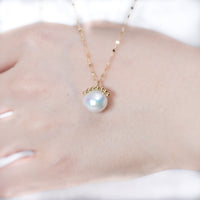 bar dots akoya necklace