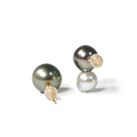 docking Pierced Earring / Pair / 002