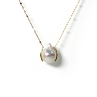 bar Necklace / side