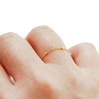 tiny necklace Ring / Station